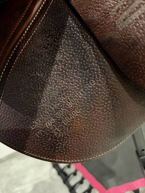 Sella da salto ostacoli CWD  17" - 2021