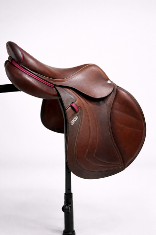 Sella da salto ostacoli CWD  17" - 2021