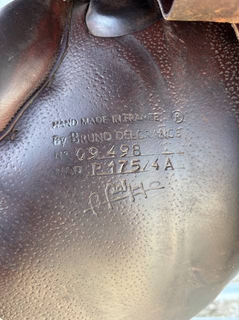 Sella da salto ostacoli Delgrange  17.5" - 2009