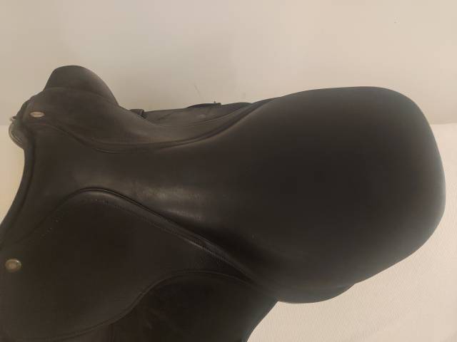 Sella da dressage Childeric  17" - 2022