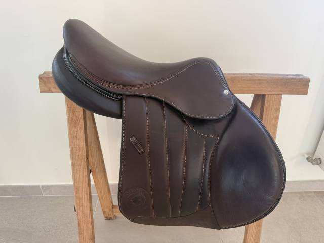 Sella da salto ostacoli Forestier  17" - 2024