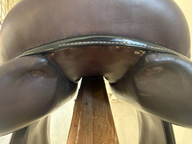 Sella da salto ostacoli Forestier  17" - 2024