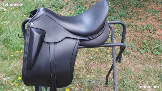 Sella da dressage Aulion  17" - 2017