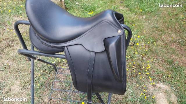 Sella da dressage Aulion  17" - 2017