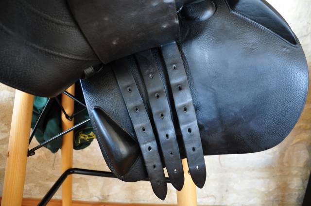 Sella da salto ostacoli Devoucoux  17.5" - 2016