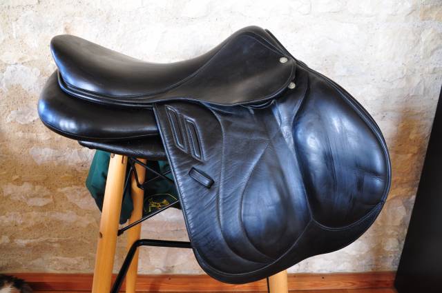 Sella da salto ostacoli Devoucoux  17.5" - 2016