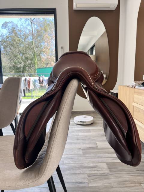 Sella da salto ostacoli CWD  17.5" - 2021