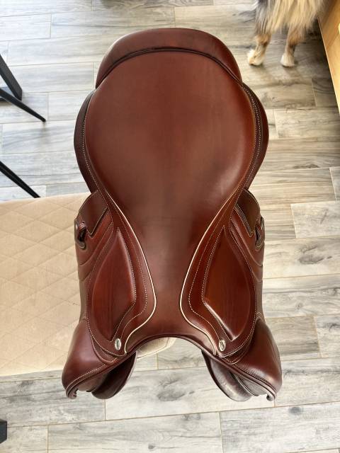 Sella da salto ostacoli CWD  17.5" - 2021