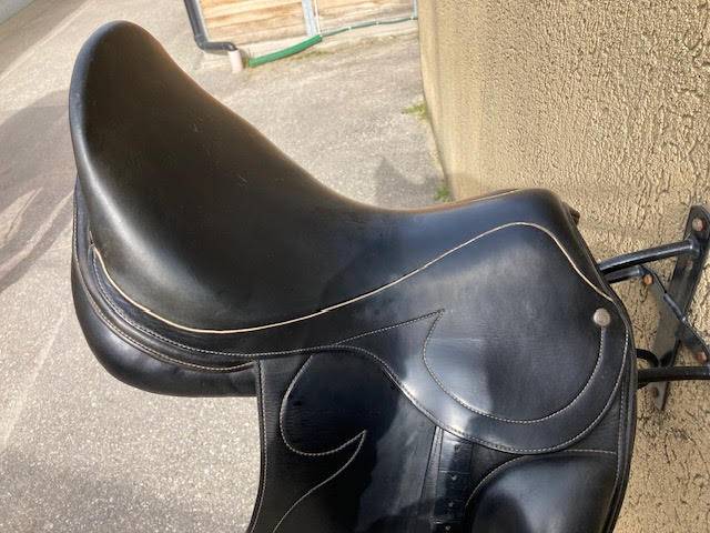 Sella da dressage   17.5" - 2024