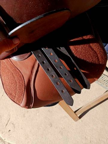 Sella da salto ostacoli Eric Thomas  17" - 2026