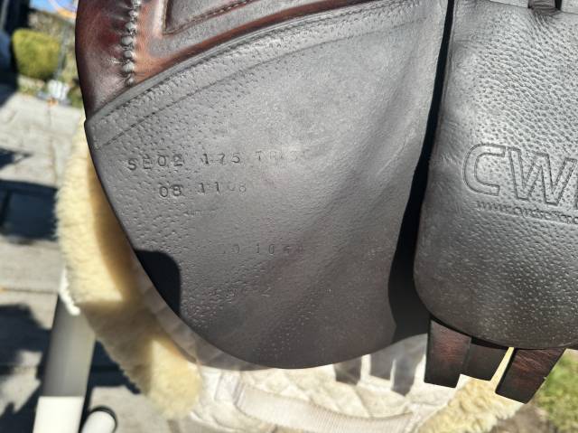 Sella da salto ostacoli CWD  17.5" - 2008