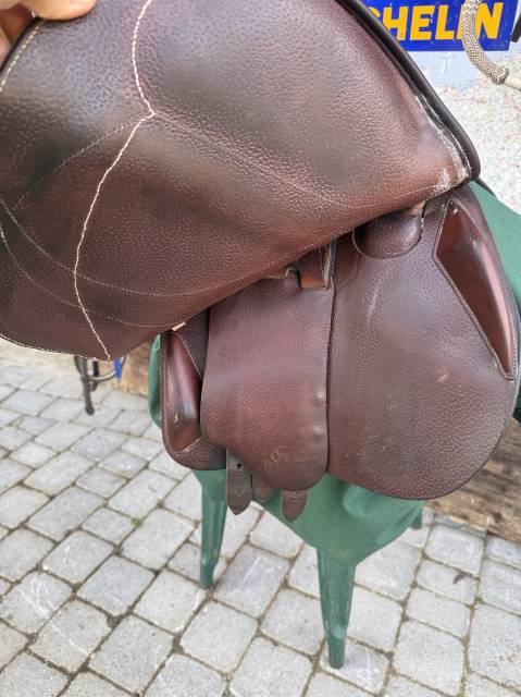 Sella da salto ostacoli Devoucoux  17" - 2015