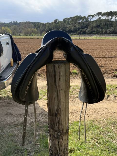 Sella da dressage Zaldi  17.5" - 2010