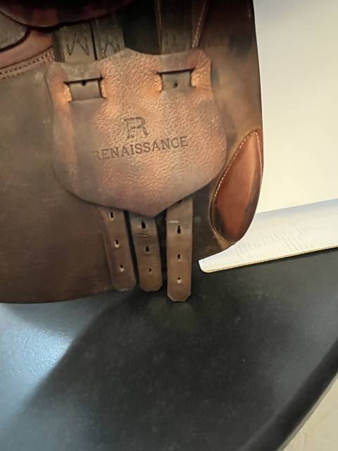 Sella da salto ostacoli Renaissance  18" - 2022