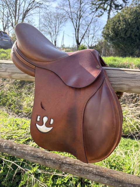 Sella da salto ostacoli Delgrange  17" - 2024