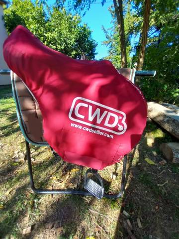 Sella da salto ostacoli CWD  17" - 2022