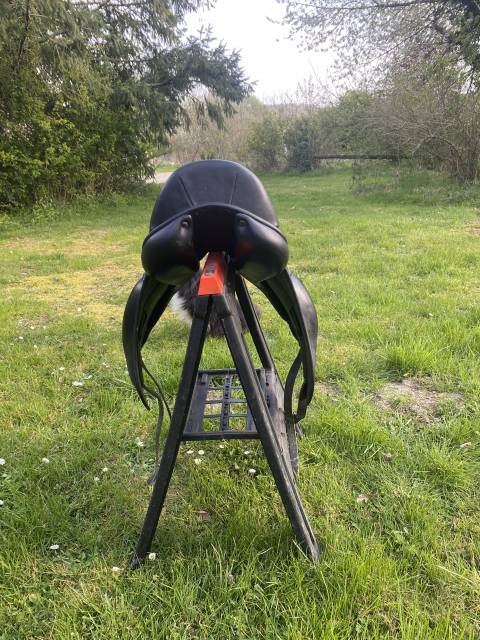 Sella da dressage Childeric  17.5" - 2017