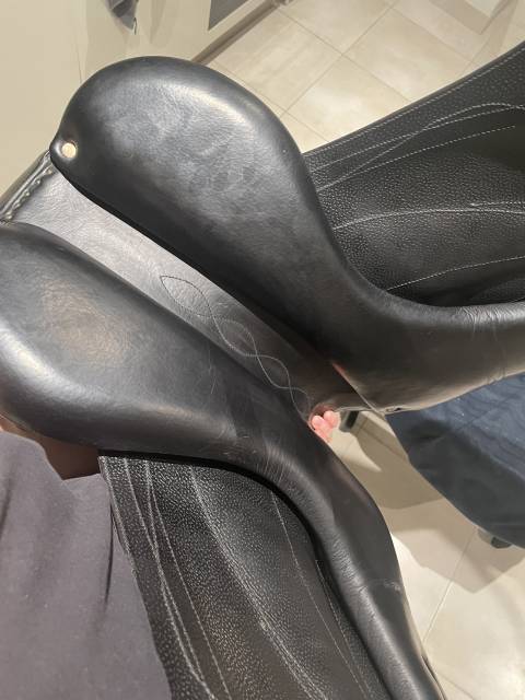 Sella da dressage Antar&egrave;s  18" - 2010