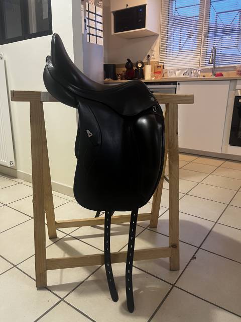 Sella da dressage Equipe  16.5" - 2016