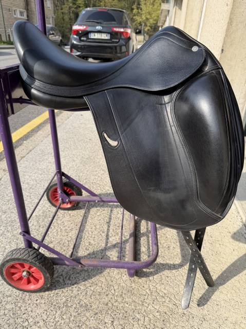 Sella da dressage Equipe  17" - 2018