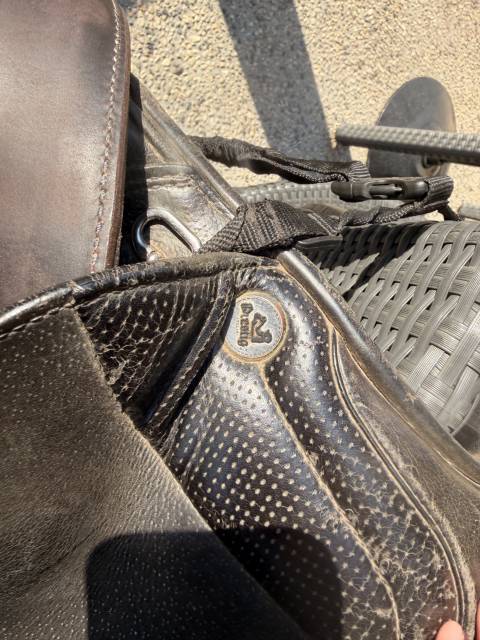 Sella da salto ostacoli Prestige Italia  17.5" - 2018