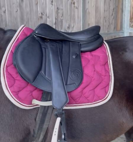 Sella da salto ostacoli Forestier  17" - 2026