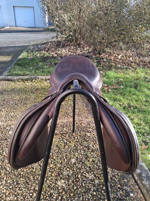 Sella da salto ostacoli Equipe  17" - 2006