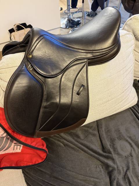 Sella mista  Supreme 17.5" - 2025