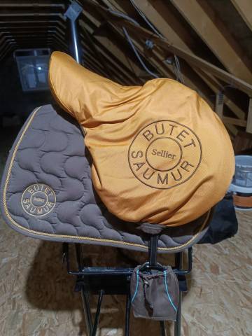 Sella da salto ostacoli Butet  17.5" - 2017