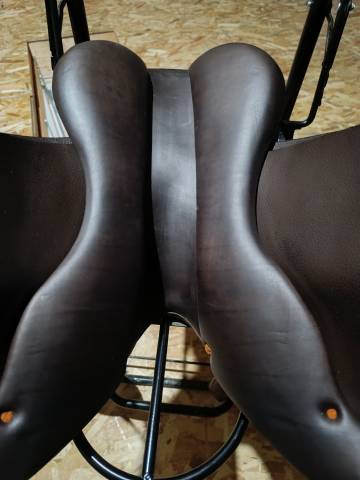 Sella da salto ostacoli Butet  17.5" - 2017