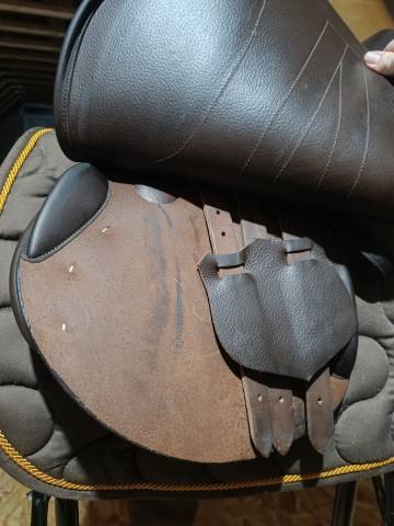 Sella da salto ostacoli Butet  17.5" - 2017