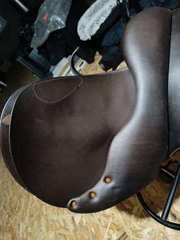 Sella da salto ostacoli Butet  17.5" - 2017