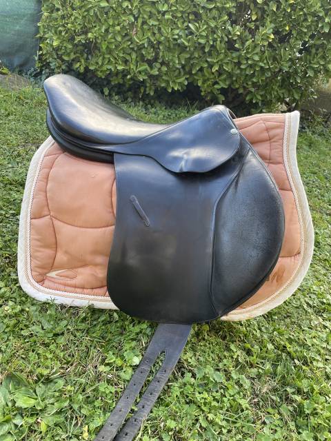 Sella da salto ostacoli Belloir  17.5" - 2000