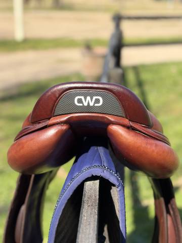 Sella da salto ostacoli CWD  18" - 2021