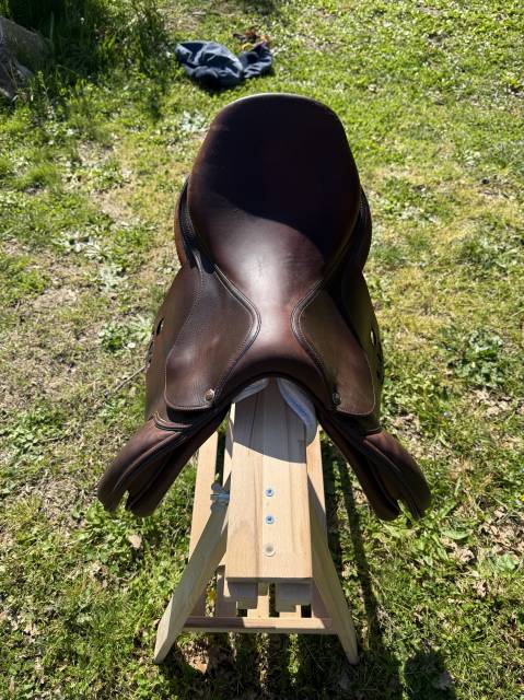 Sella da salto ostacoli Delgrange  17.5" - 2021