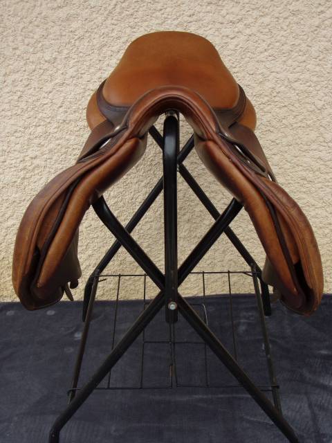 Sella da salto ostacoli Meyer  17" - 2011