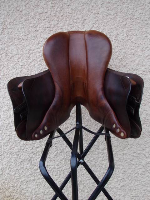 Sella da salto ostacoli Meyer  17" - 2011