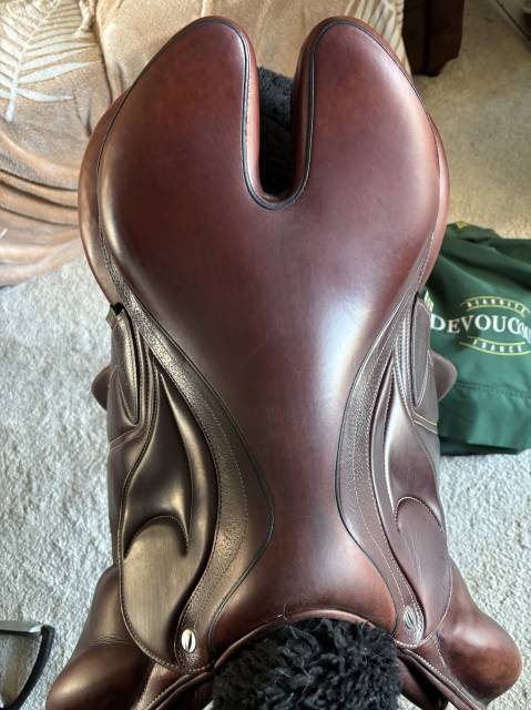 Sella da salto ostacoli Devoucoux Chiberta enara 17.5" - 2023