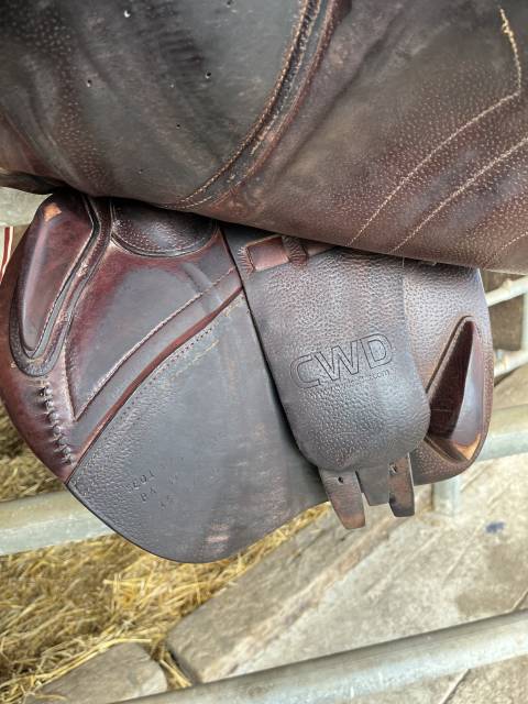 Sella da salto ostacoli CWD  17.5" - 2015