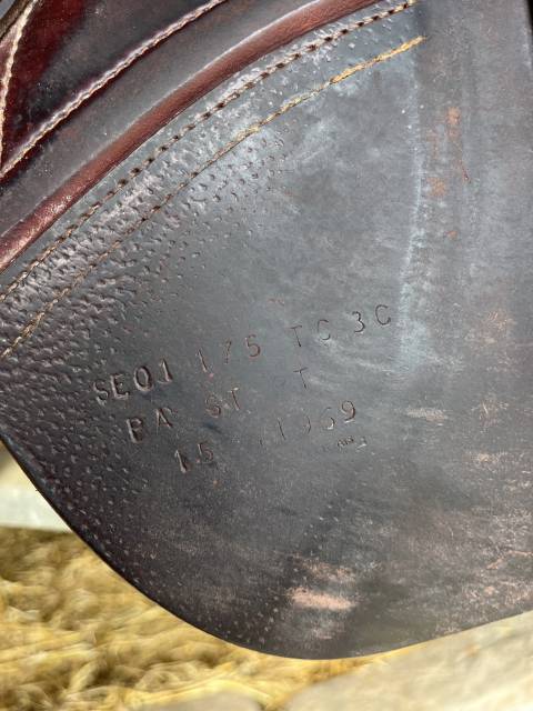 Sella da salto ostacoli CWD  17.5" - 2015