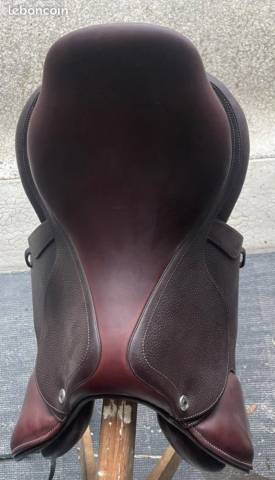 Sella mista CWD  17.5" - 2024