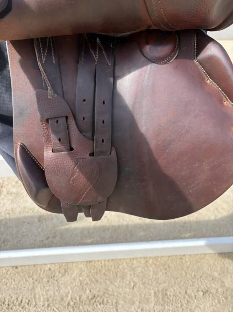 Sella da salto ostacoli Antar&egrave;s  17" - 2008