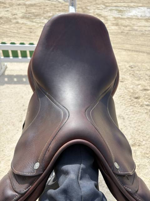 Sella da salto ostacoli Antar&egrave;s  17" - 2008