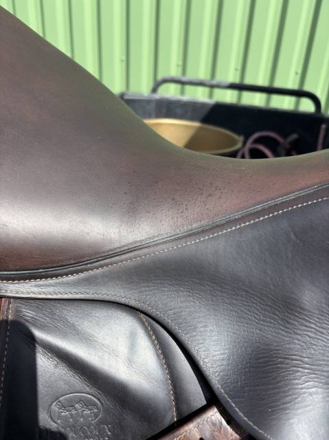 Sella da salto ostacoli Devoucoux  17" - 2016