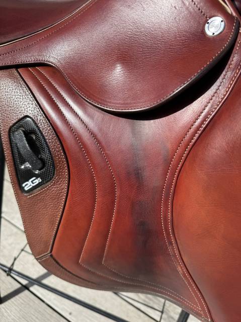 Sella da salto ostacoli CWD  17" - 2024