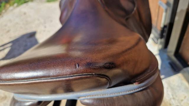 Sella da salto ostacoli Ikonic  17.5" - 2022