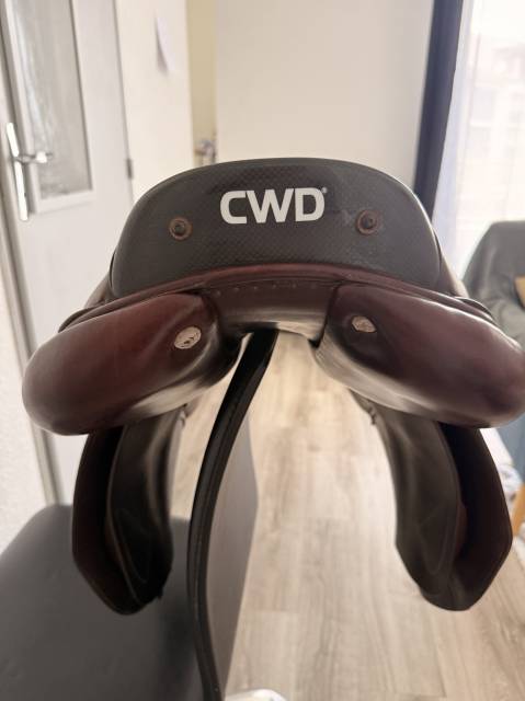 Sella da salto ostacoli CWD  17" - 2016