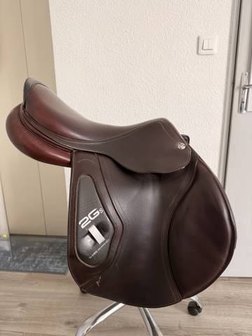 Sella da salto ostacoli CWD  17" - 2016