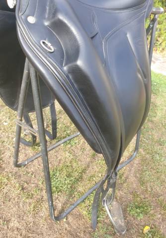 Sella da dressage Devoucoux  17" - 2010
