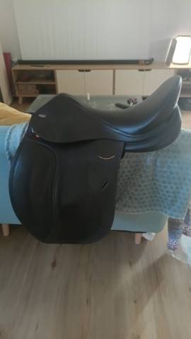Sella da dressage Tekna  17.5" - 2010